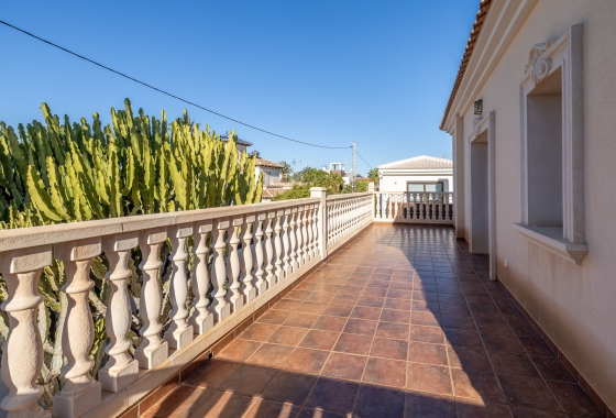 Rynek wtórny - Villa - Orihuela Costa - Cabo Roig