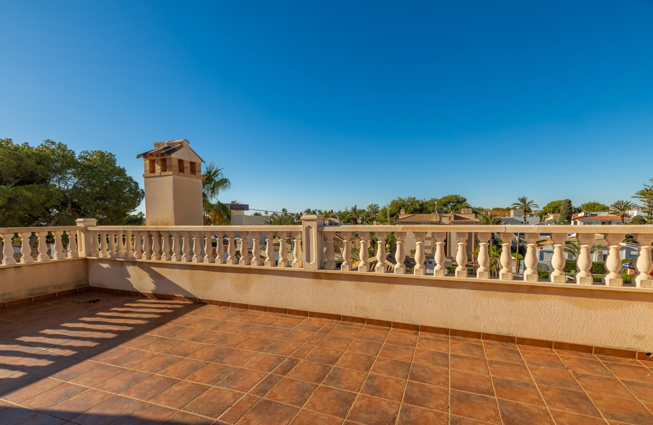 Rynek wtórny - Villa - Orihuela Costa - Cabo Roig