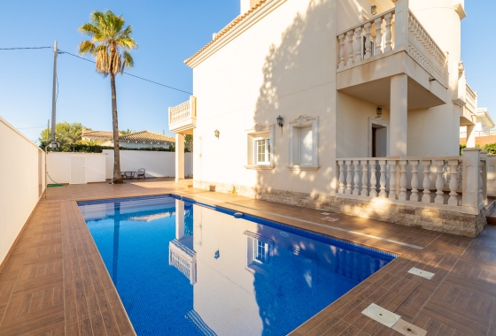 Rynek wtórny - Villa - Orihuela Costa - Cabo Roig