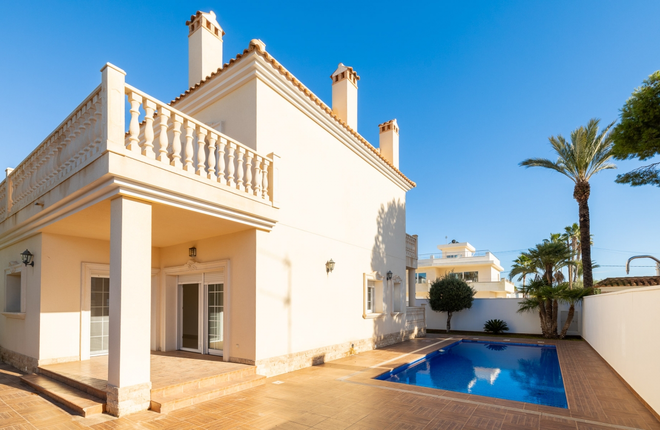 Rynek wtórny - Villa - Orihuela Costa - Cabo Roig