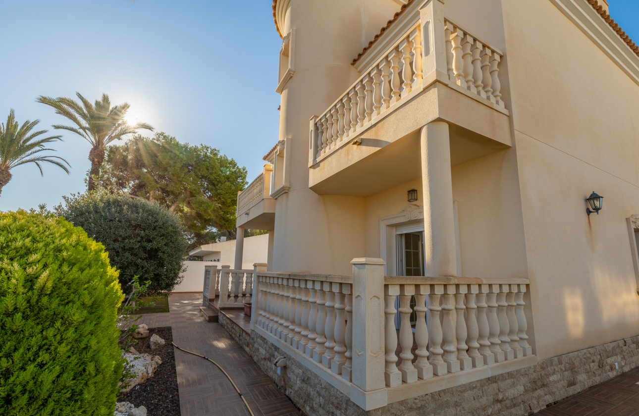 Rynek wtórny - Villa - Orihuela Costa - Cabo Roig