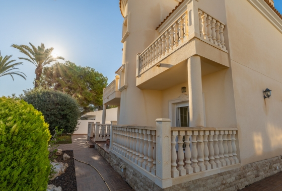 Rynek wtórny - Villa - Orihuela Costa - Cabo Roig