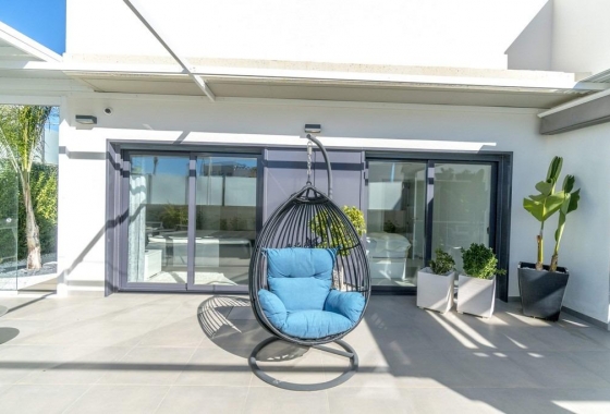 Rynek wtórny - Villa - Orihuela Costa - Campoamor