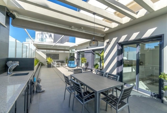 Rynek wtórny - Villa - Orihuela Costa - Campoamor