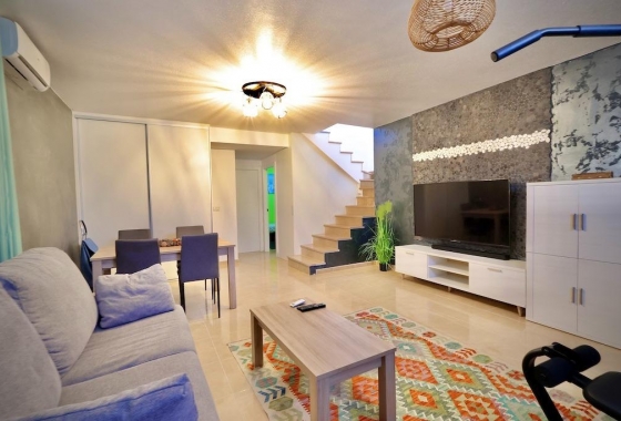 Resale - Villa - San Miguel de Salinas - Residencial los flamencos