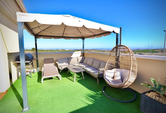 Resale - Villa - San Miguel de Salinas - Residencial los flamencos