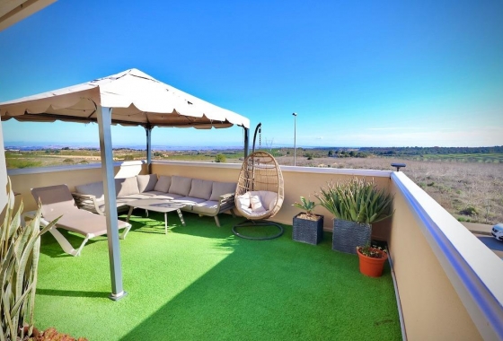 Resale - Villa - San Miguel de Salinas - Residencial los flamencos