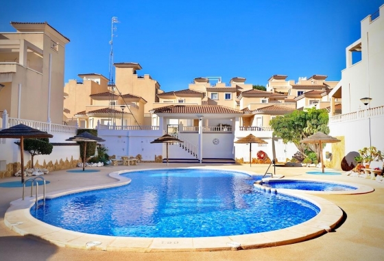 Resale - Villa - San Miguel de Salinas - Residencial los flamencos