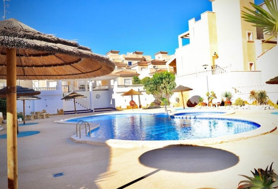 Resale - Villa - San Miguel de Salinas - Residencial los flamencos