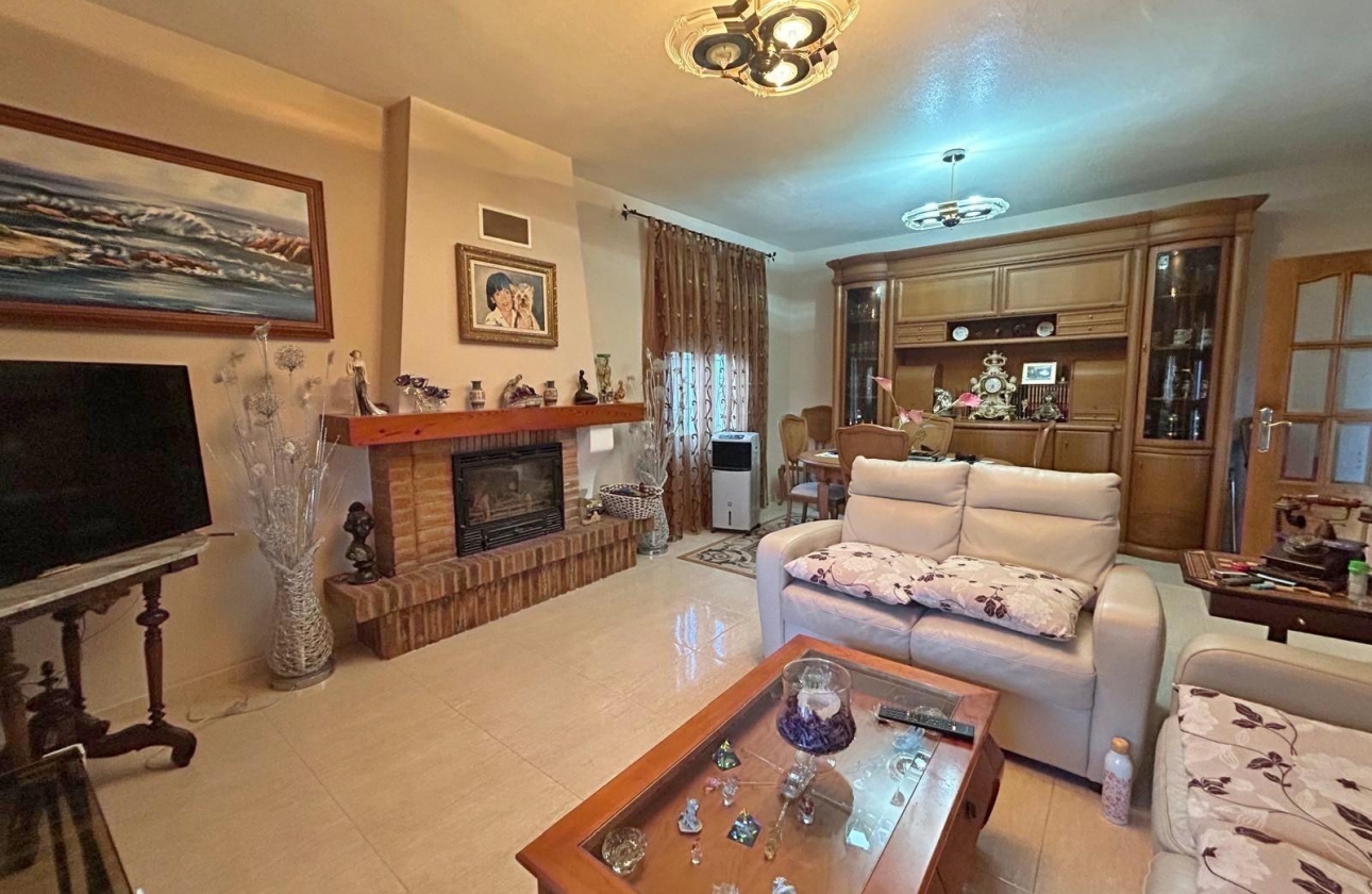 Rynek wtórny - Villa - Orihuela Costa - Altos de Campoamor