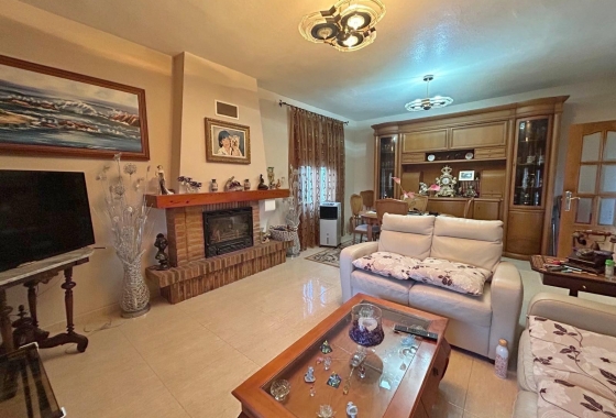 Rynek wtórny - Villa - Orihuela Costa - Altos de Campoamor