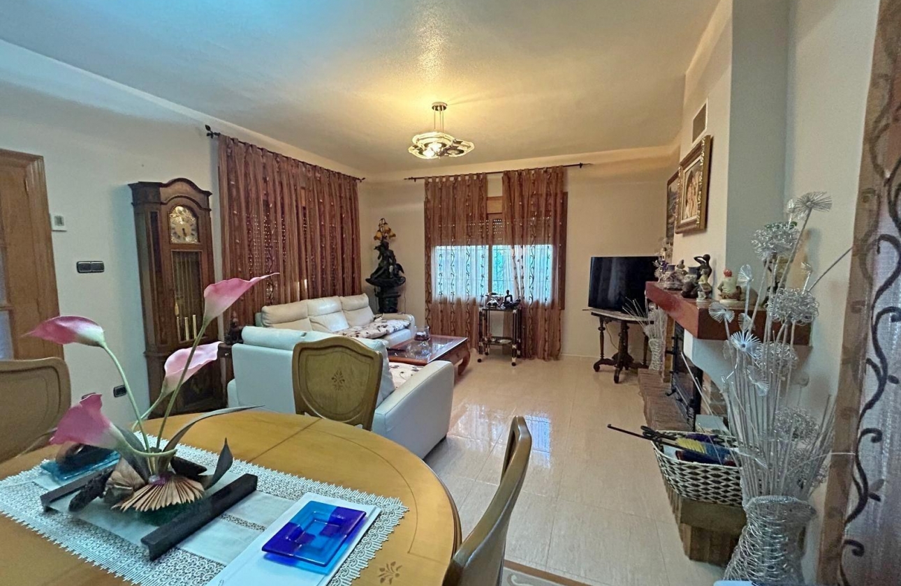 Rynek wtórny - Villa - Orihuela Costa - Altos de Campoamor