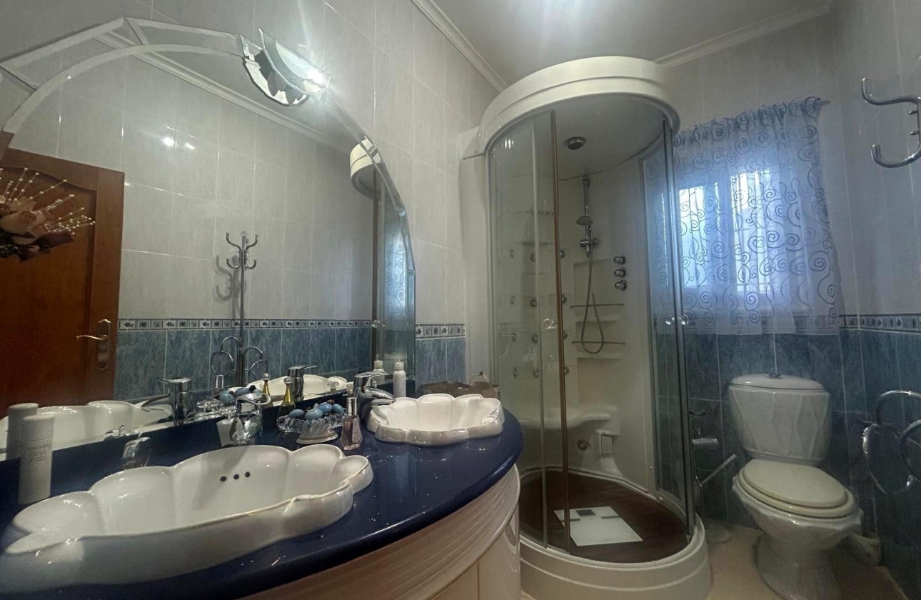 Rynek wtórny - Villa - Orihuela Costa - Altos de Campoamor