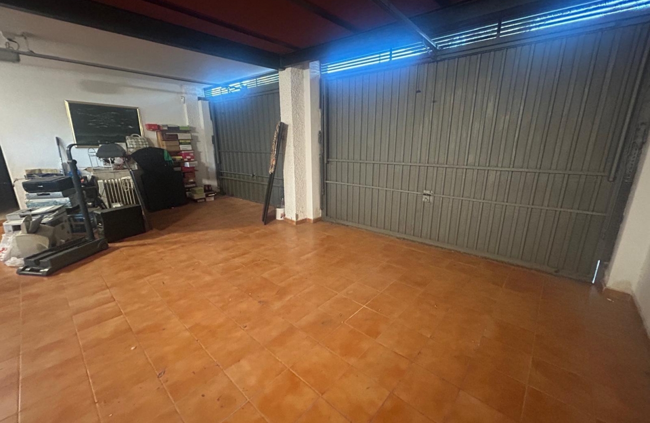 Rynek wtórny - Villa - Orihuela Costa - Altos de Campoamor