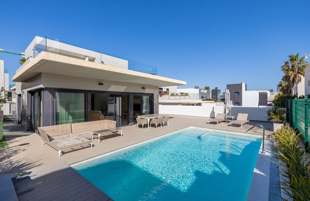 Rynek wtórny - Villa - Orihuela Costa - Campoamor