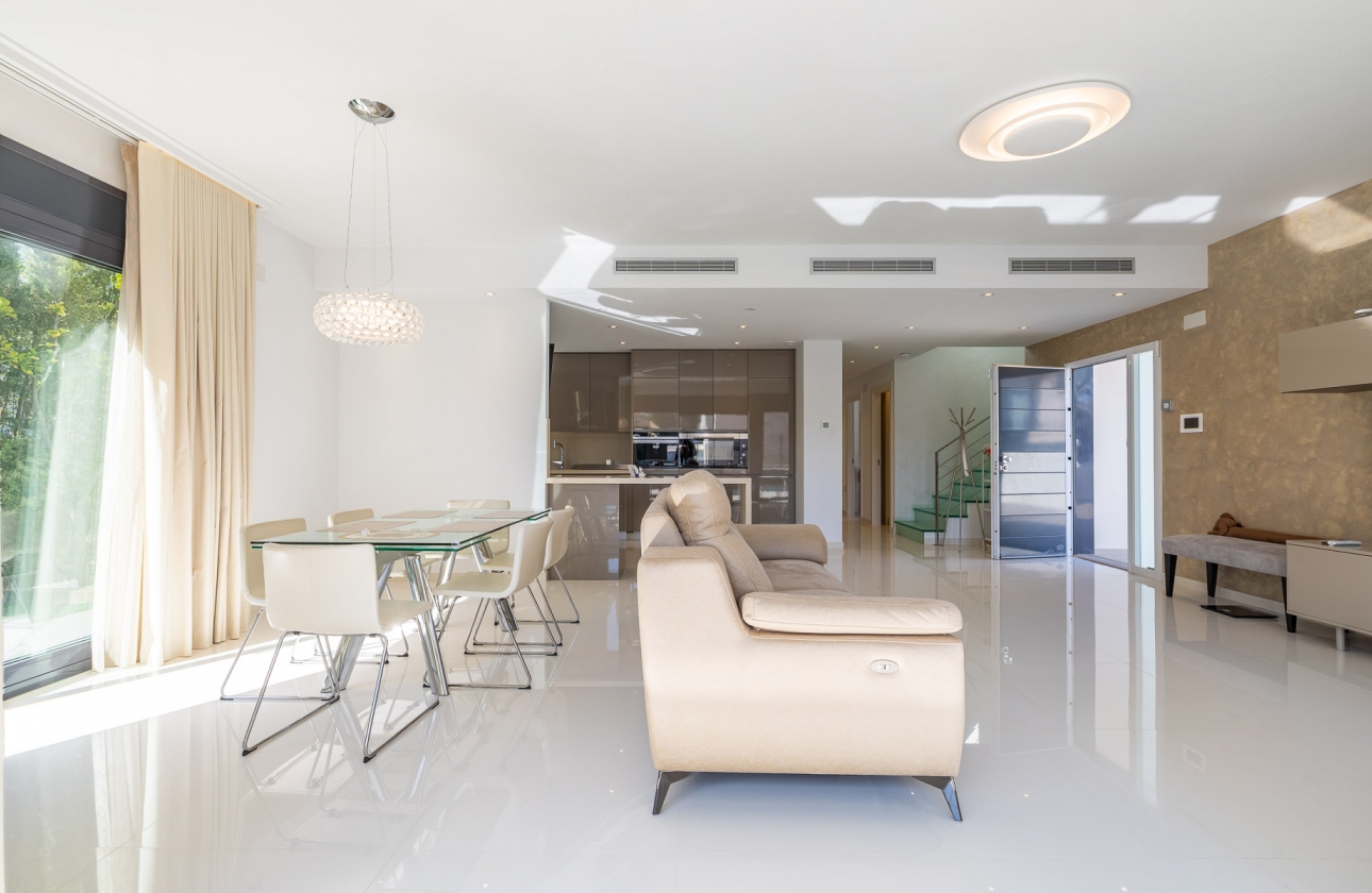 Rynek wtórny - Villa - Orihuela Costa - Campoamor