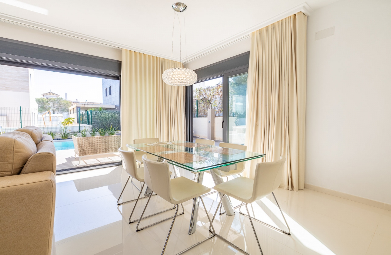 Rynek wtórny - Villa - Orihuela Costa - Campoamor