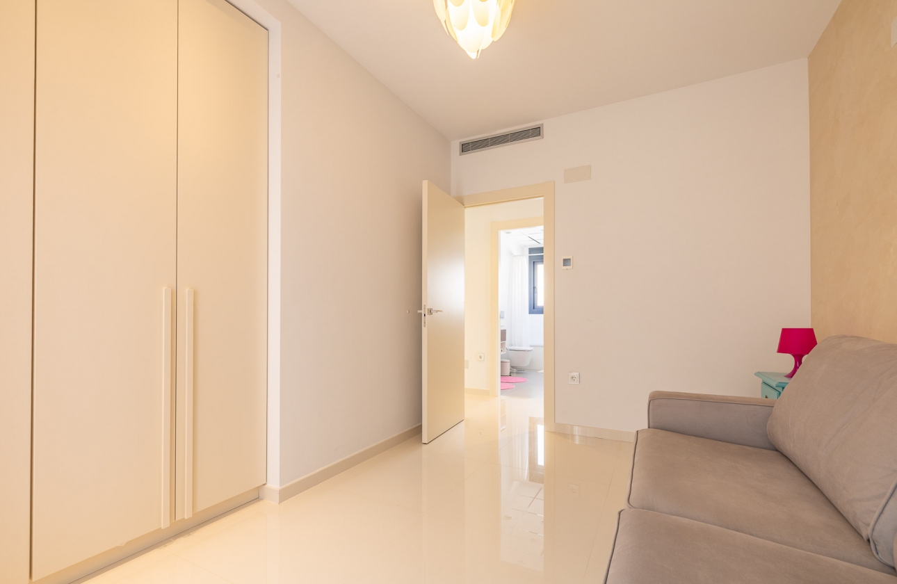 Rynek wtórny - Villa - Orihuela Costa - Campoamor