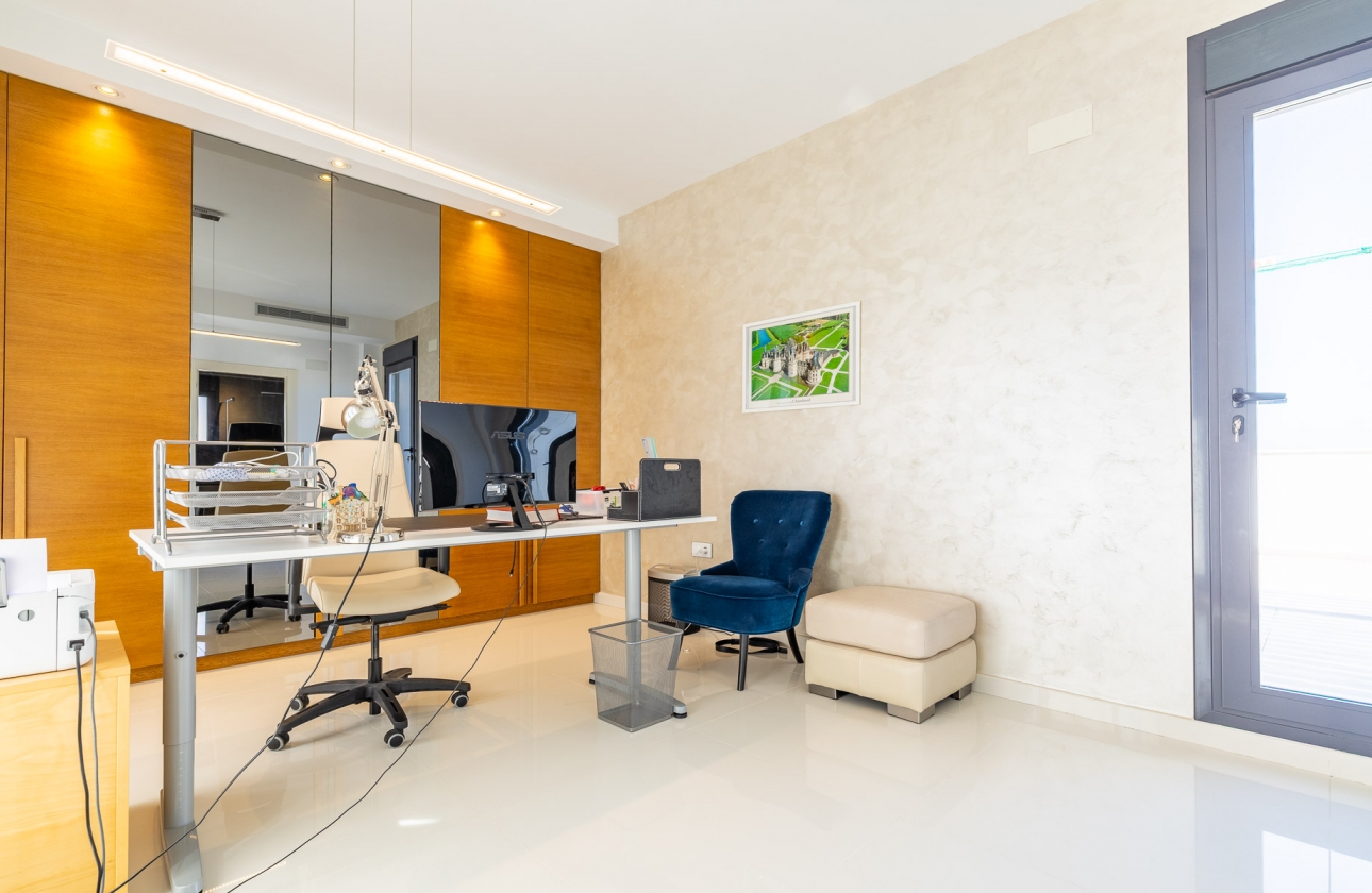 Rynek wtórny - Villa - Orihuela Costa - Campoamor