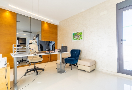 Rynek wtórny - Villa - Orihuela Costa - Campoamor