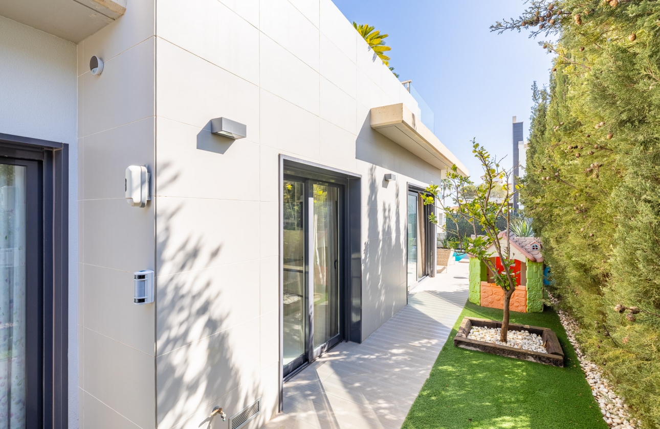 Rynek wtórny - Villa - Orihuela Costa - Campoamor