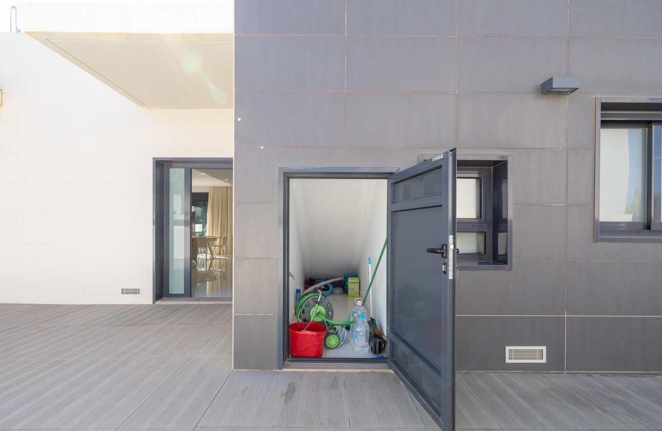 Rynek wtórny - Villa - Orihuela Costa - Campoamor