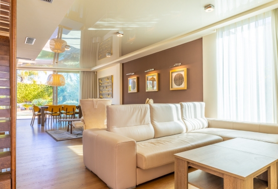 Rynek wtórny - Villa - Orihuela Costa - La Zenia