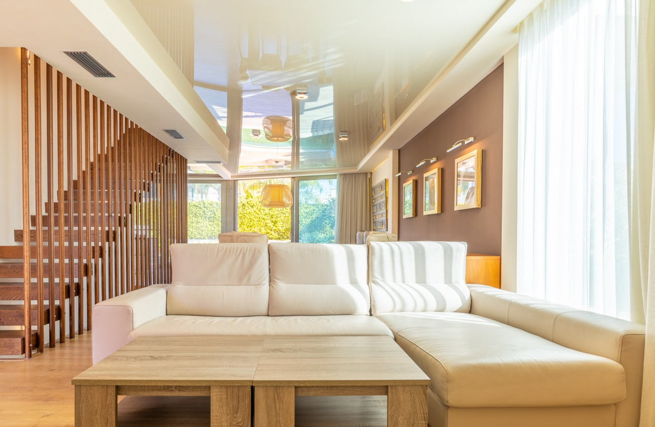 Rynek wtórny - Villa - Orihuela Costa - La Zenia