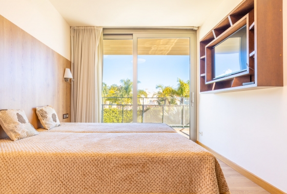 Rynek wtórny - Villa - Orihuela Costa - La Zenia