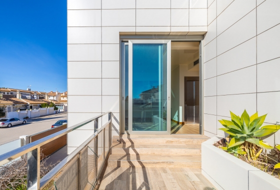 Rynek wtórny - Villa - Orihuela Costa - La Zenia