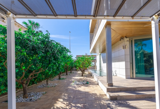 Rynek wtórny - Villa - Orihuela Costa - La Zenia