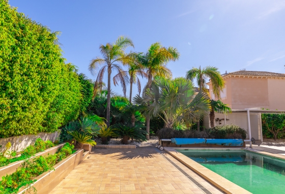 Rynek wtórny - Villa - Orihuela Costa - La Zenia