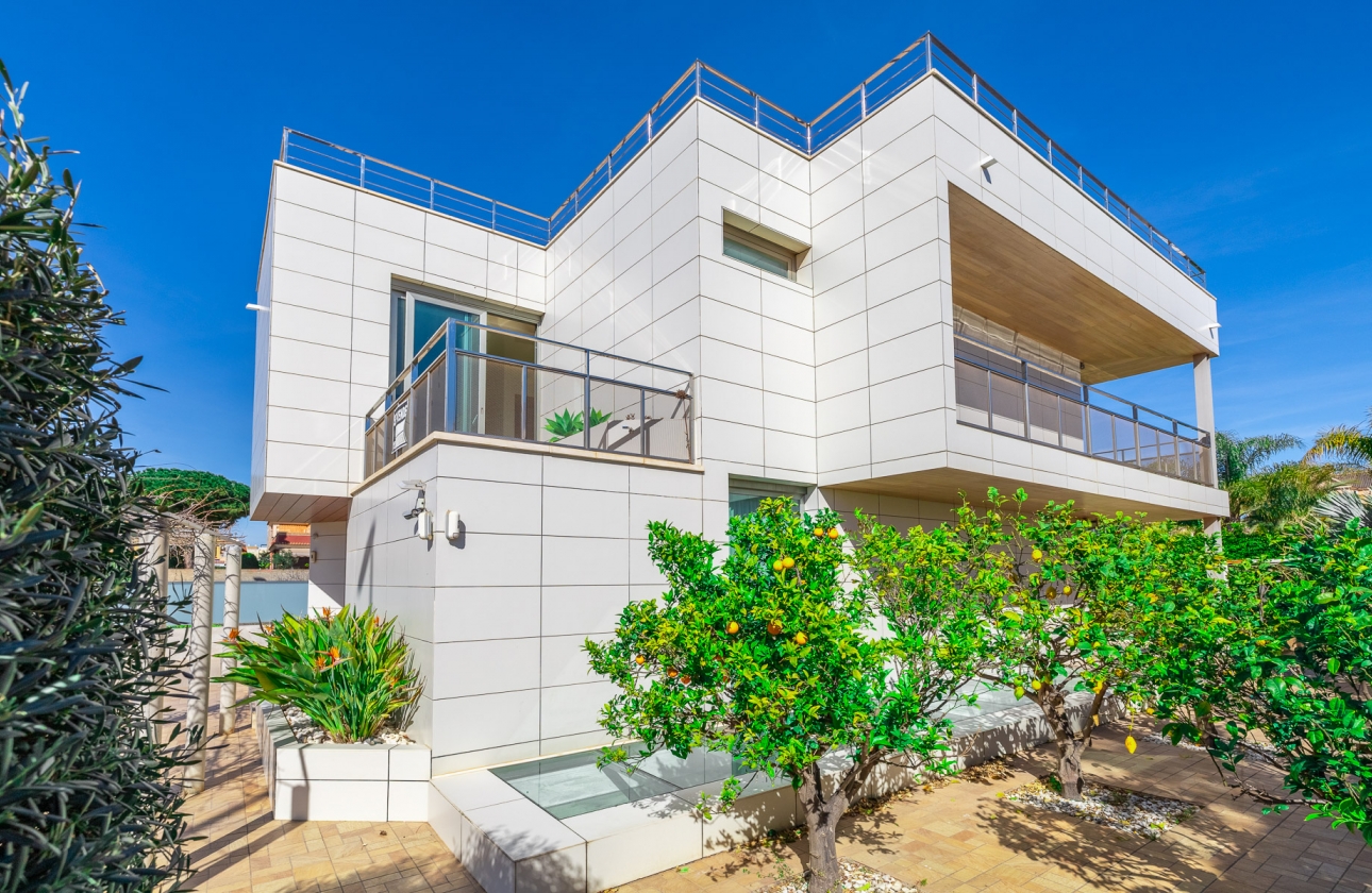 Rynek wtórny - Villa - Orihuela Costa - La Zenia