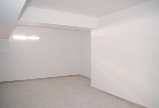 Rynek pierwotny - Szeregowiec - Santa Pola - Gran Alacant