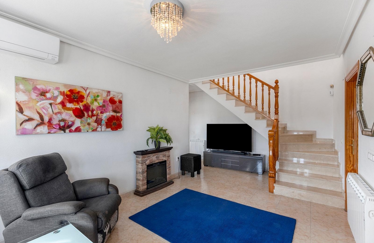 Rynek wtórny - Villa - Torrevieja - Los Balcones