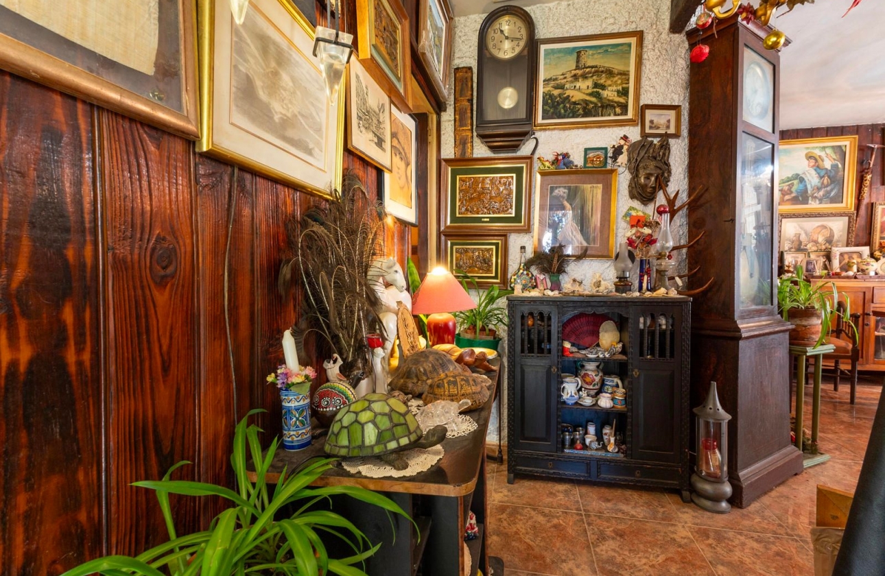 Rynek wtórny - Villa - Orihuela Costa - Lomas de Cabo Roig