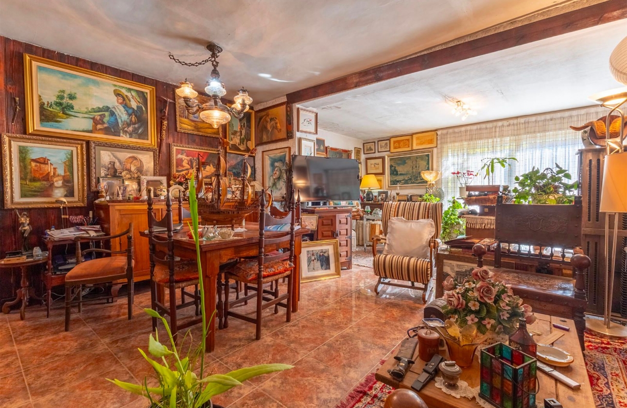 Rynek wtórny - Villa - Orihuela Costa - Lomas de Cabo Roig