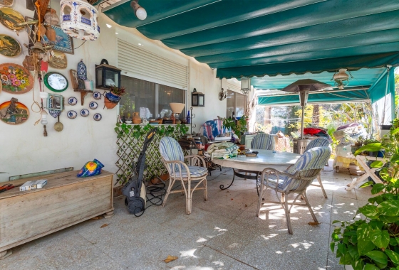 Rynek wtórny - Villa - Orihuela Costa - Lomas de Cabo Roig