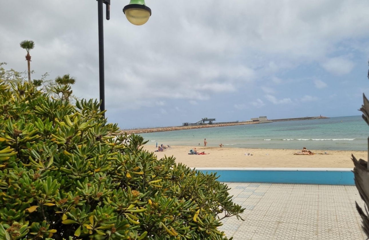 Rynek wtórny - Apartament - Torrevieja - Playa De Los Naufragos
