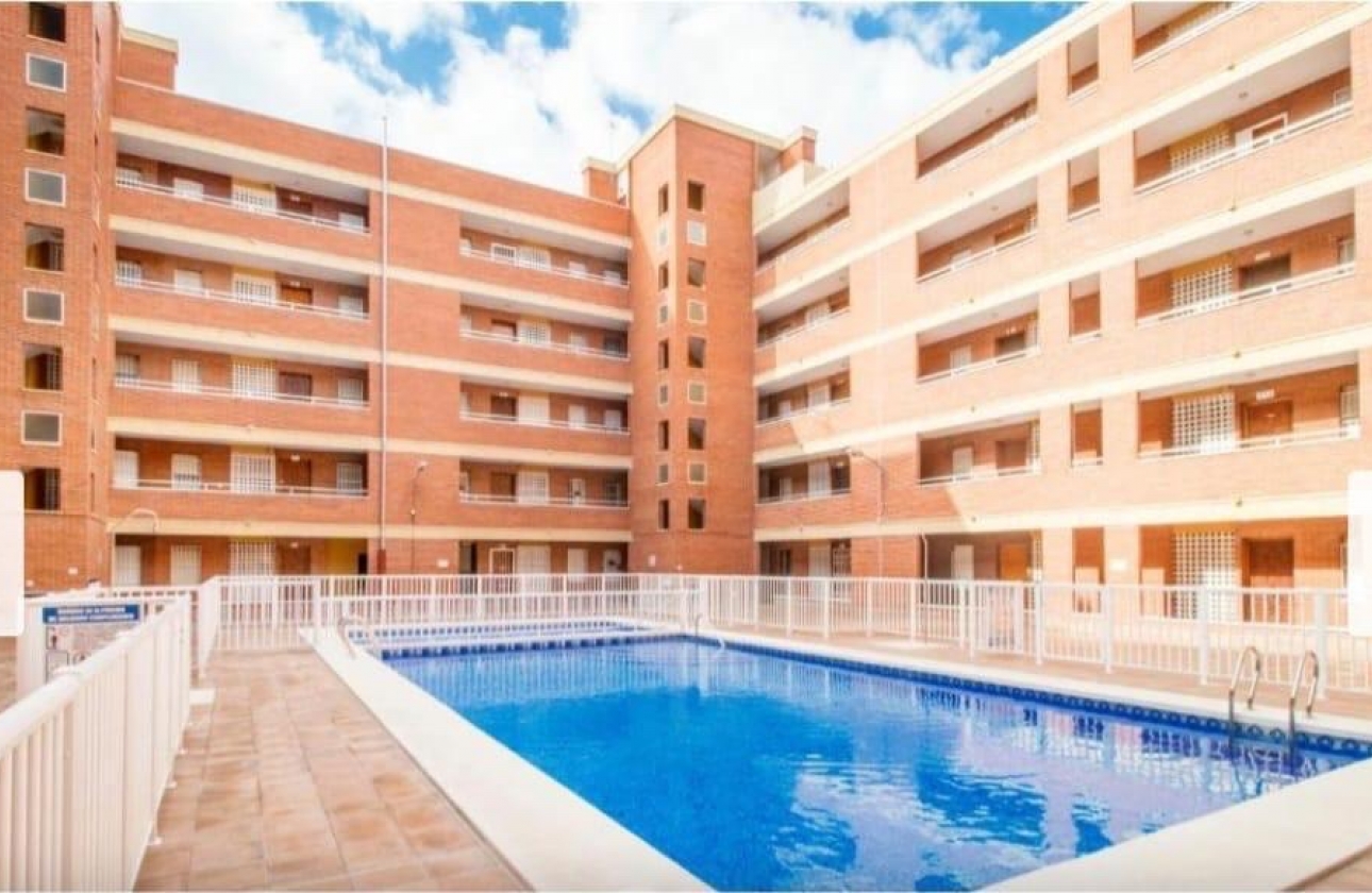 Rynek wtórny - Apartament - Torrevieja - Playa De Los Naufragos