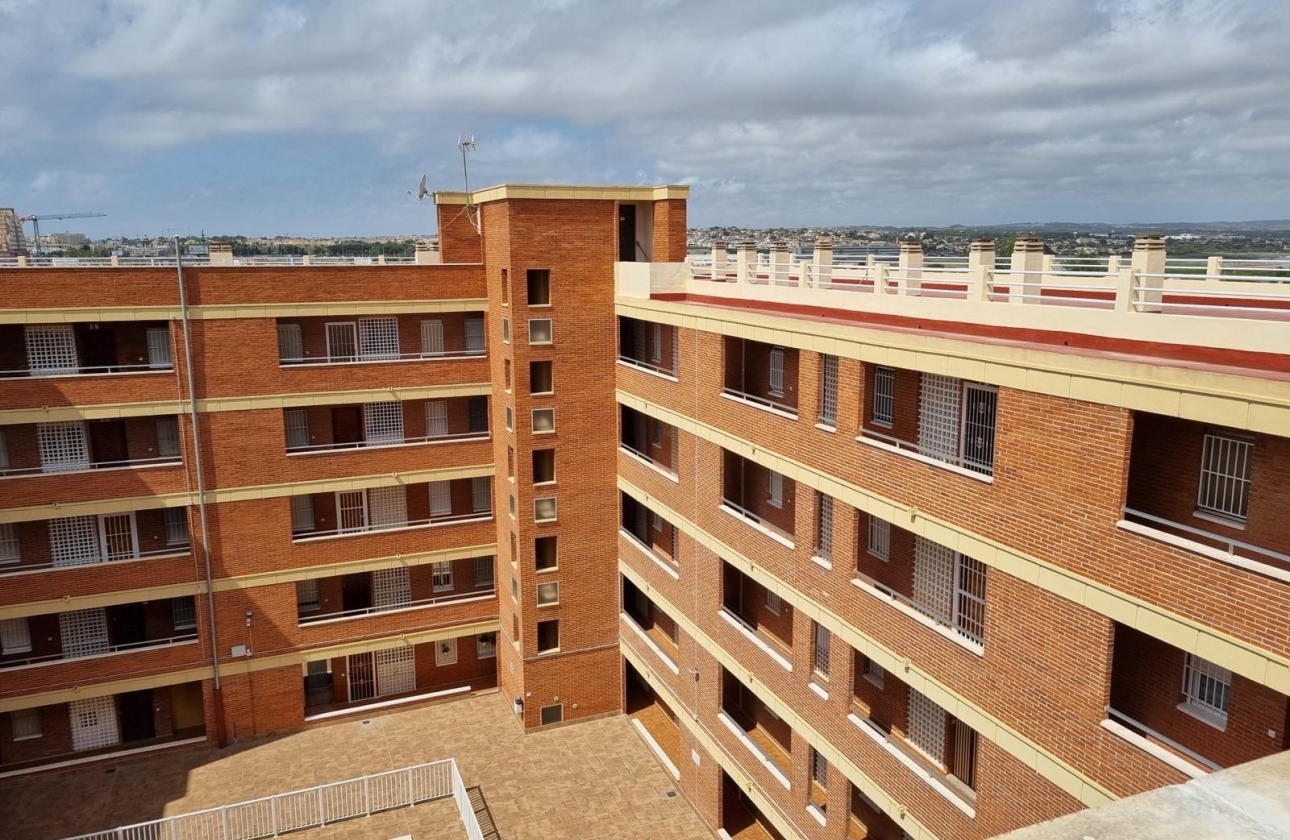 Rynek wtórny - Apartament - Torrevieja - Playa De Los Naufragos