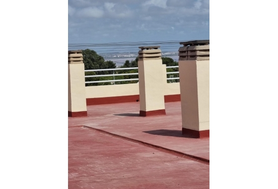 Rynek wtórny - Apartament - Torrevieja - Playa De Los Naufragos