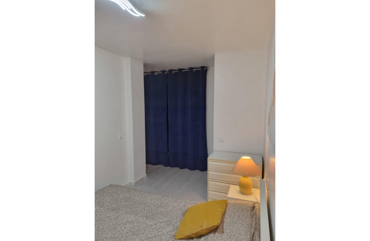 Rynek wtórny - Apartament - Torrevieja - Playa De Los Naufragos