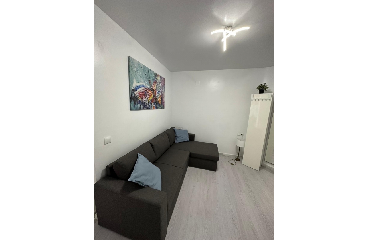 Rynek wtórny - Apartament - Torrevieja - Playa De Los Naufragos