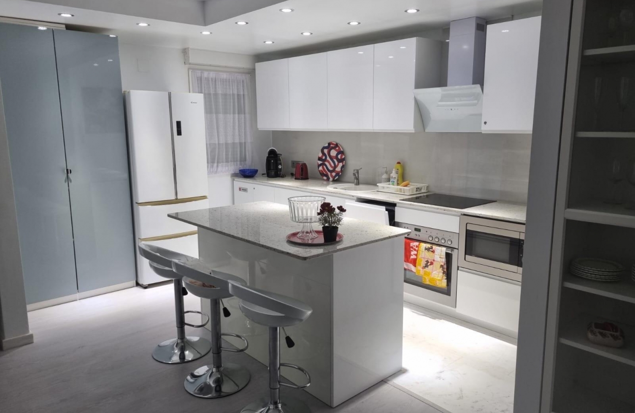 Rynek wtórny - Apartament - Torrevieja - Playa De Los Naufragos