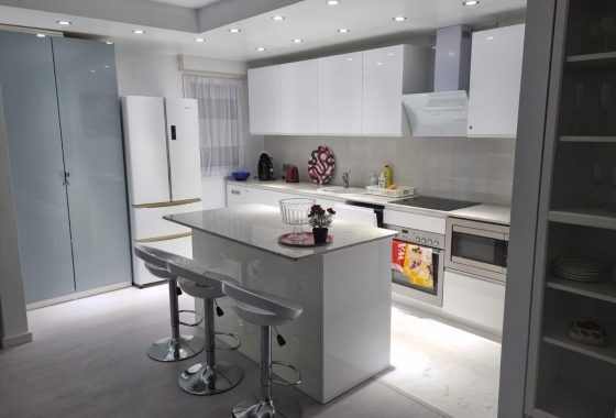 Rynek wtórny - Apartament - Torrevieja - Playa De Los Naufragos