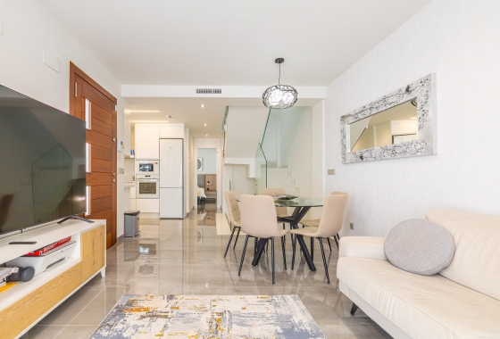 Rynek wtórny - Villa - Torrevieja - Los Altos