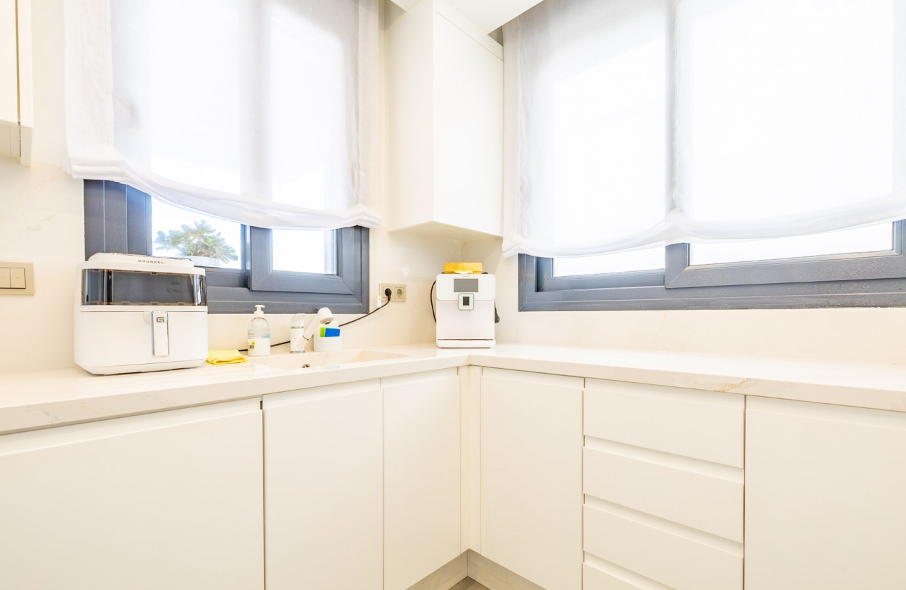 Rynek wtórny - Villa - Torrevieja - Los Altos