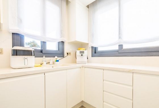 Rynek wtórny - Villa - Torrevieja - Los Altos