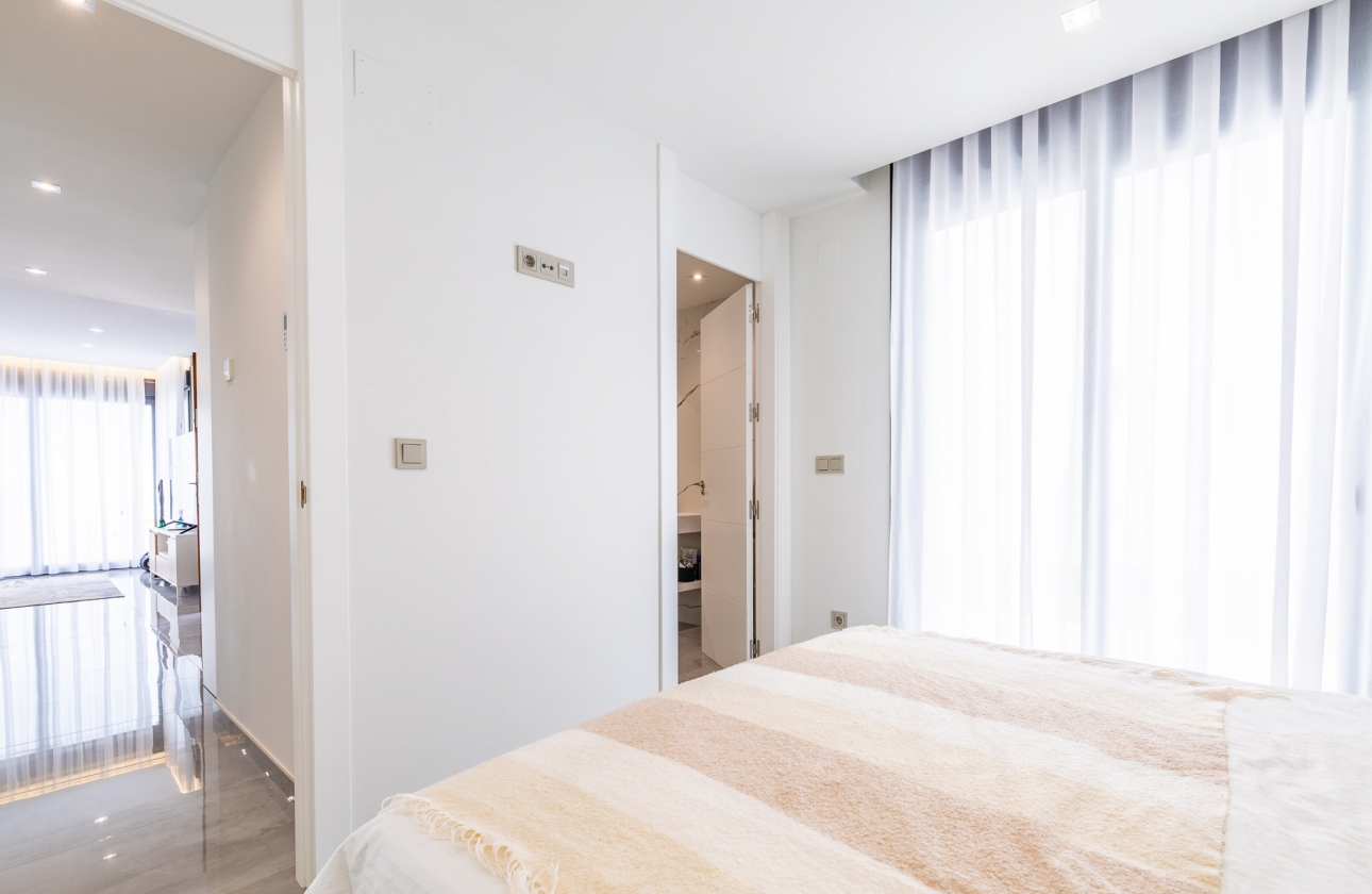 Rynek wtórny - Villa - Torrevieja - Los Altos